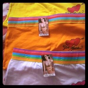 Girls Boyshorts size Medium but more like Small